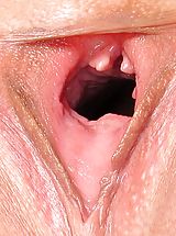 Vaginas, Hot Babes in True High Definition Pics and Vids